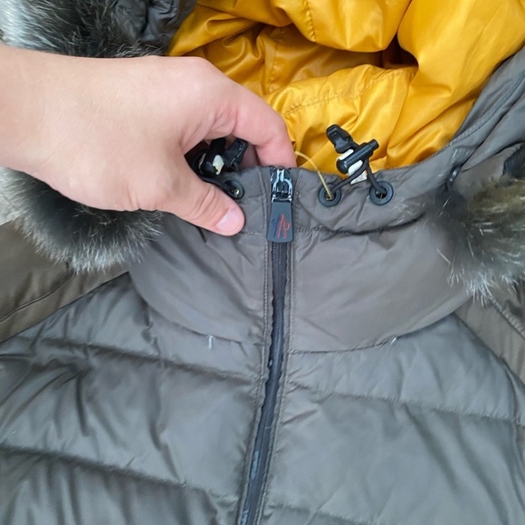 Moncler Grenoble Remarde Down Coat Jacket Size 2 Green Olive - Picture 8 of 16